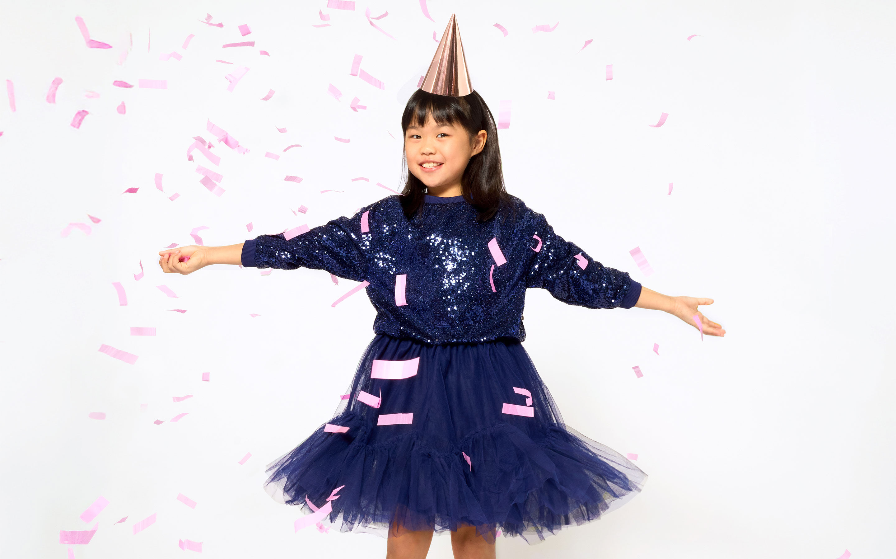 Occasionwear clothing and accessories for girls from the brand Billieblush